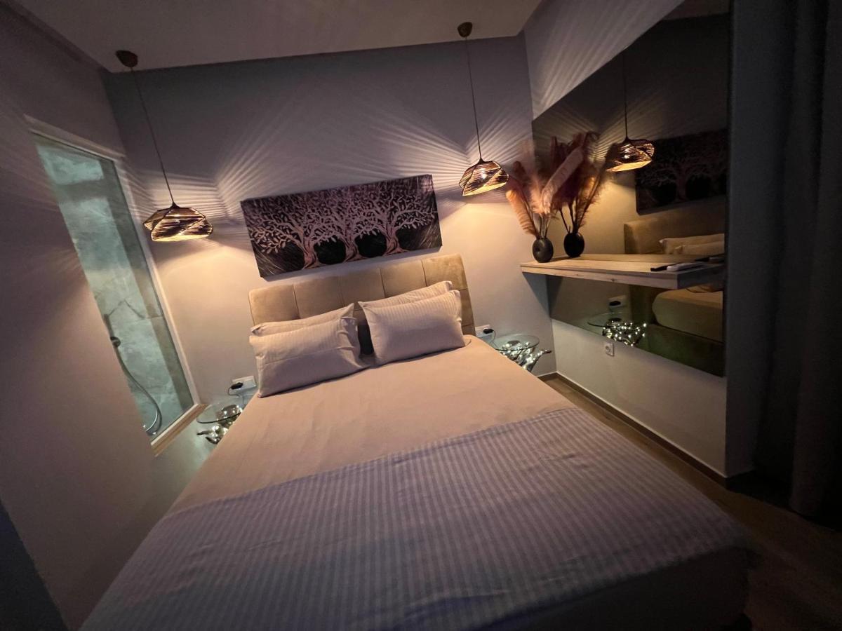 Supreme Secret Suite อเล็กซานโดรโพลิส ภายนอก รูปภาพ